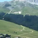 In And Out Studio, Sleeps 2-3 * Courchevel