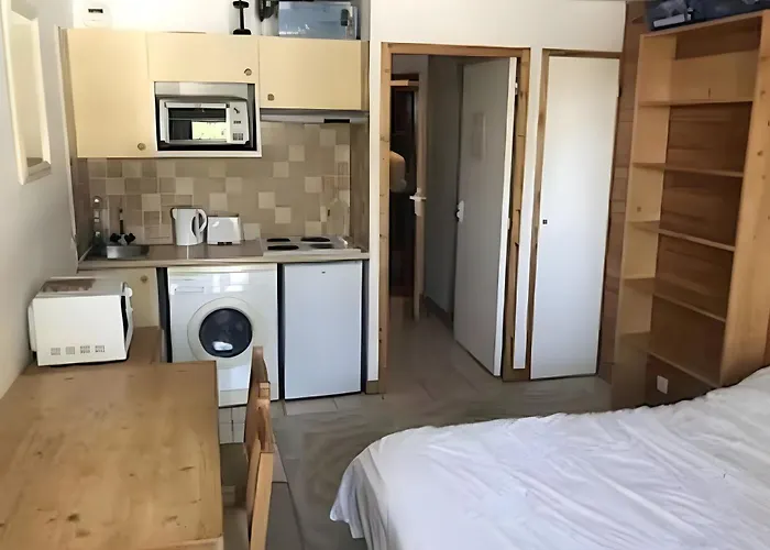 In And Out Studio, Sleeps 2-3 * Κουρσεβέλ